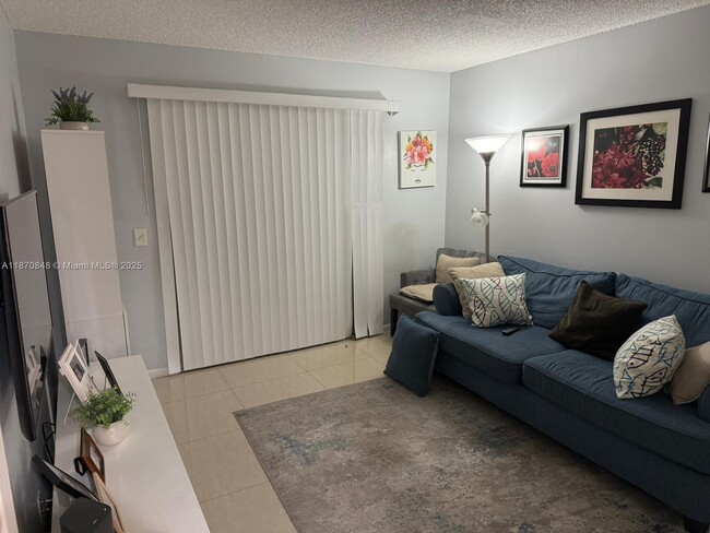 Building Photo - 13255 SW 9th Ct