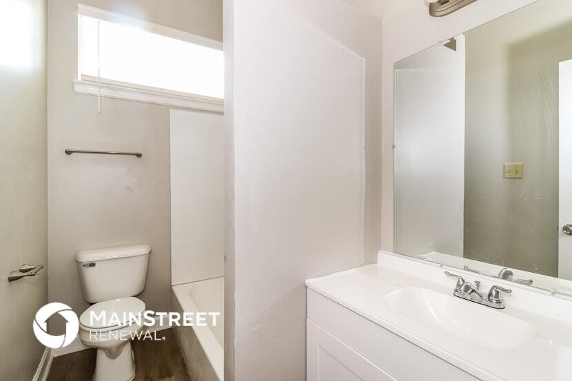 Building Photo - 4515 Kings Grant Dr