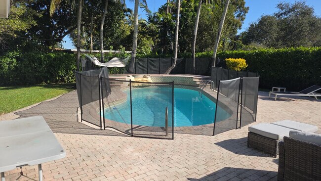 Building Photo - 6735 SW 52nd St