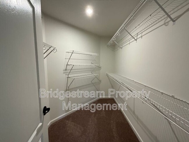 Building Photo - 1677 S Golden Clove Bnd