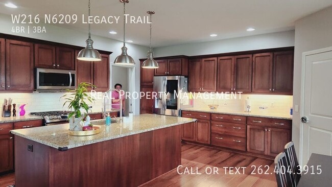 Building Photo - W216N6209-N6209 Legacy Trail
