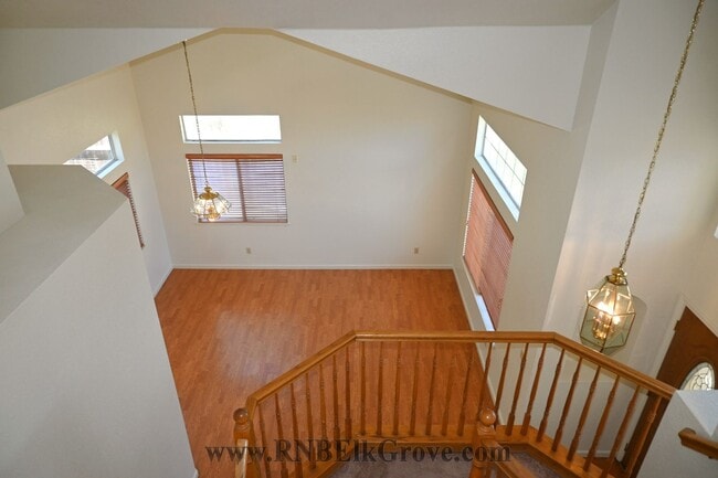 Building Photo - 8868 Chadbury Pl