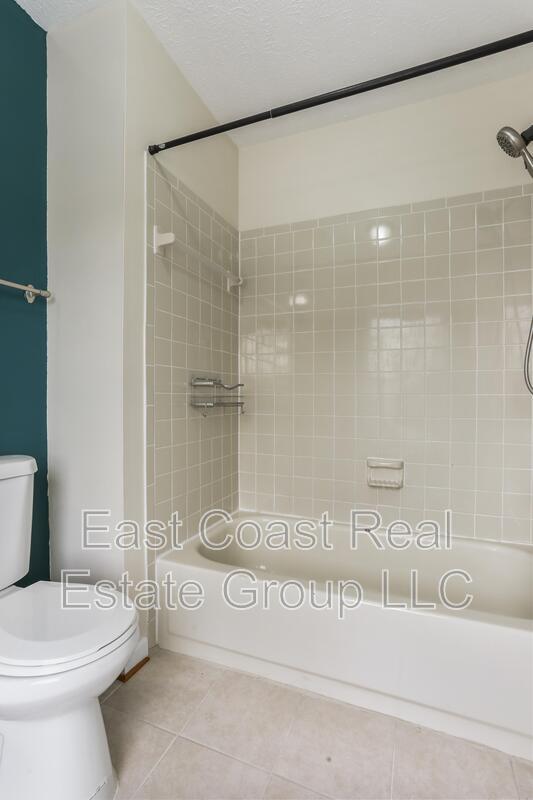 Building Photo - 5257 Earles Ct