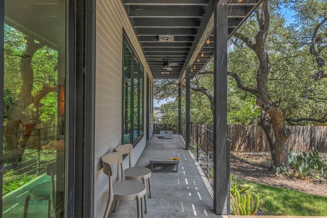 Building Photo - 613 Terrell Hill Dr