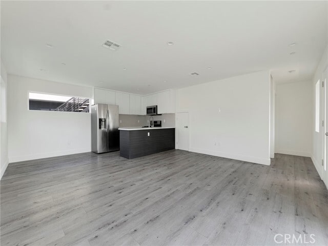 Building Photo - 150 S Madison Ave