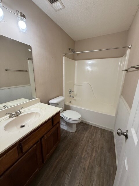 Building Photo - 9879 Averbury Dr