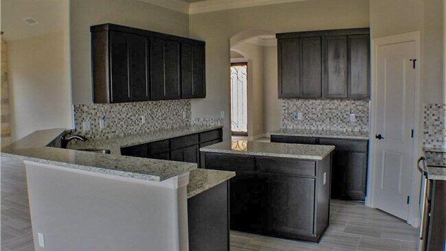Building Photo - 336 Jake Dr