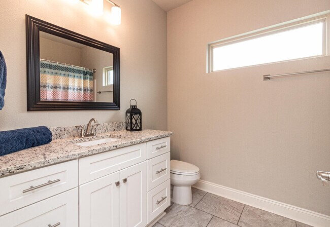 Building Photo - 9209 Ridge Rd