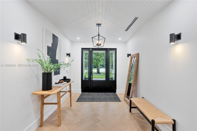 Building Photo - 9301 SW 93rd Ave