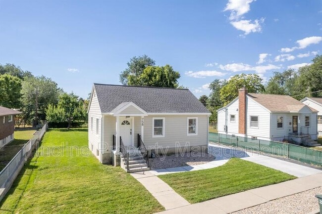 Building Photo - 758 Loveland Ave