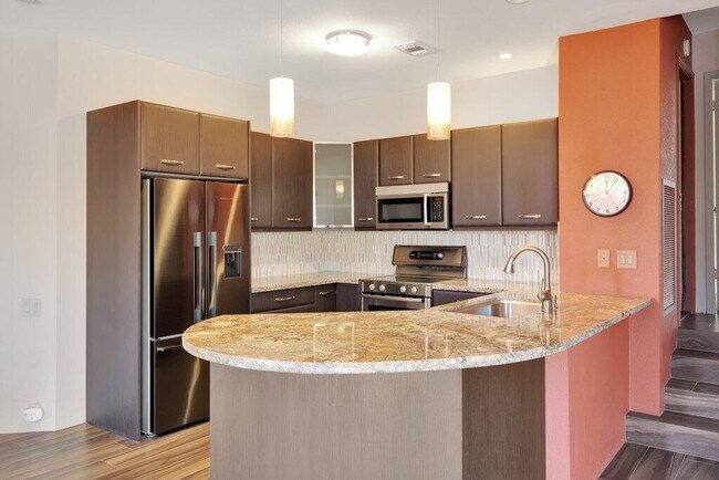 Building Photo - 73416 Irontree Dr