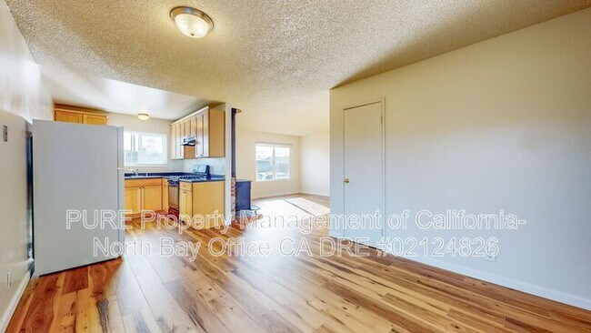 Building Photo - 1139 St Anthony Ln