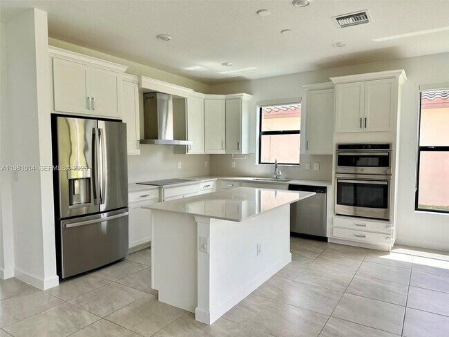 Building Photo - 3265 Dunning Dr