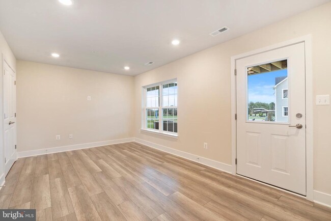 Building Photo - 1425 Clingmans Dome Dr