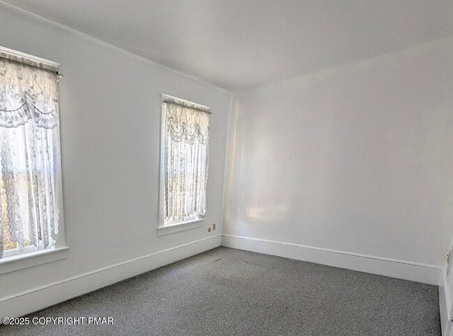 Building Photo - 602 Fulmer Ave