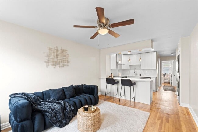 Building Photo - 4930 Kemper Ave