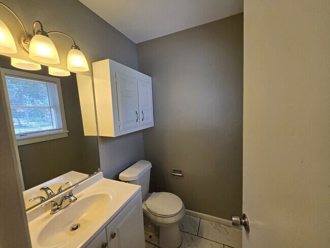Building Photo - 1309 Greencove Dr