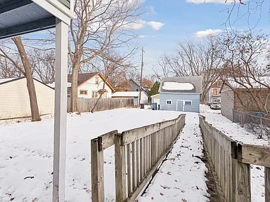 Building Photo - 2805 28th Ave S