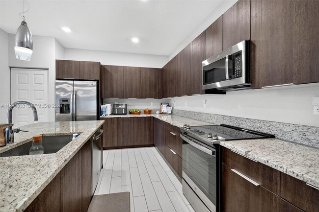 Building Photo - 4740 NW 84th Ave