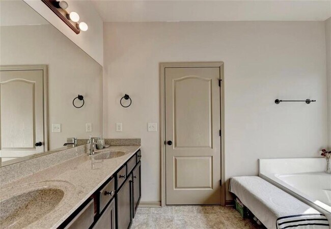 Building Photo - 3248 Sag Harbor Ct NE