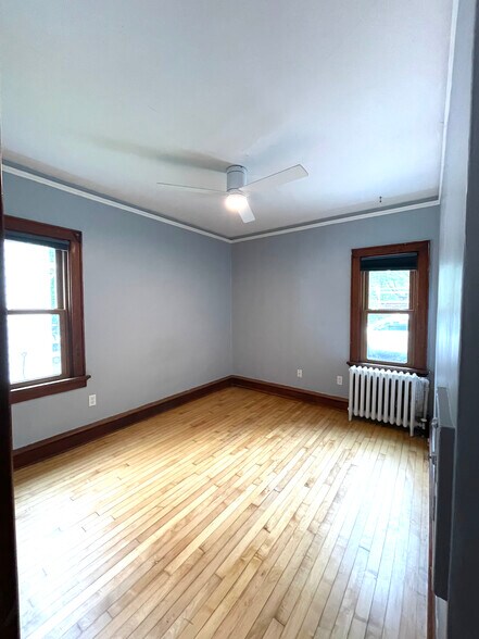 Building Photo - 1220 E Chambers St