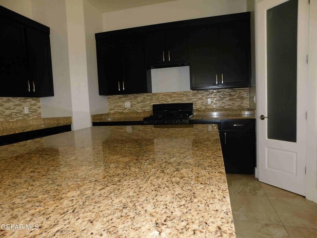 Building Photo - 13025 Birds View Cir