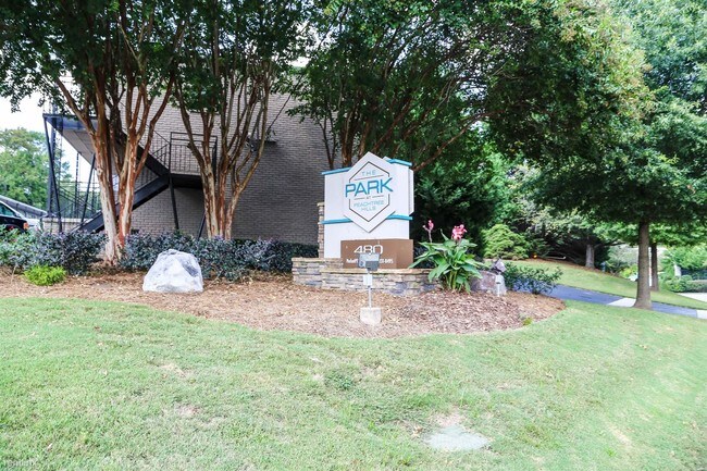 Building Photo - 480 Peachtree Hills Ave NE