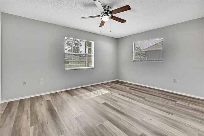 Building Photo - 2453 Keeport Dr