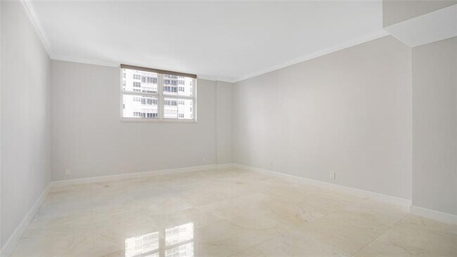 Building Photo - 4250 Galt Ocean Dr