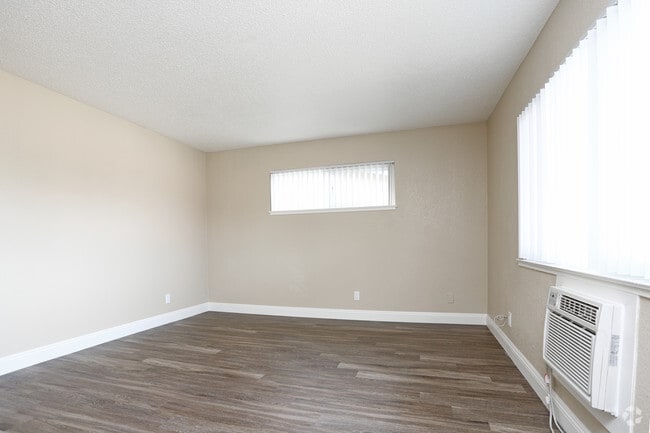 2BR,1BA-1000SQ - Arden Park