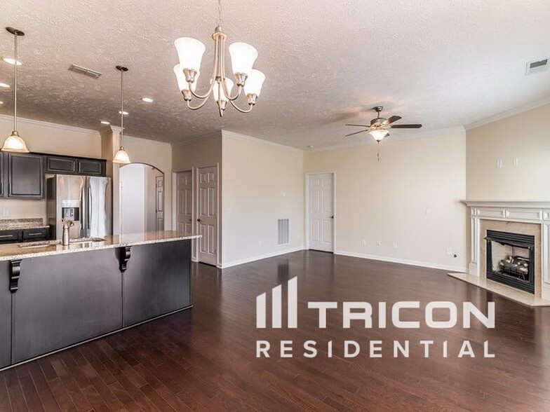 Building Photo - 1033 Middleton Ln