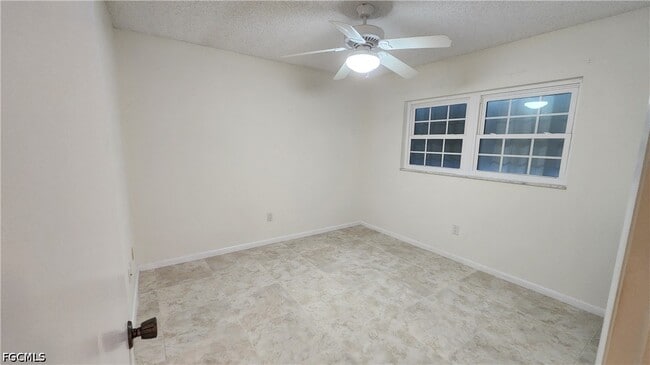 Building Photo - 6984 Winkler Rd