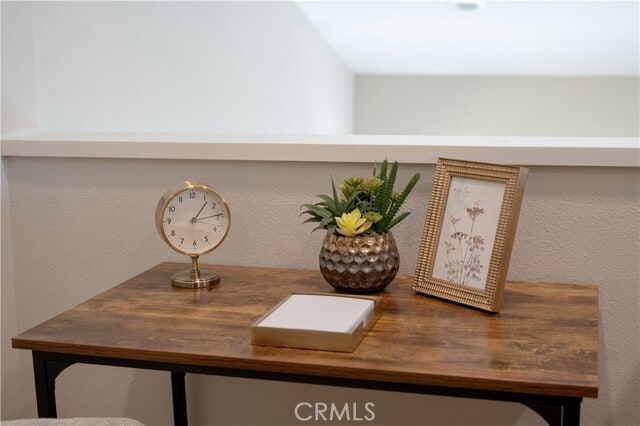 Building Photo - 52154 Rosewood Ln