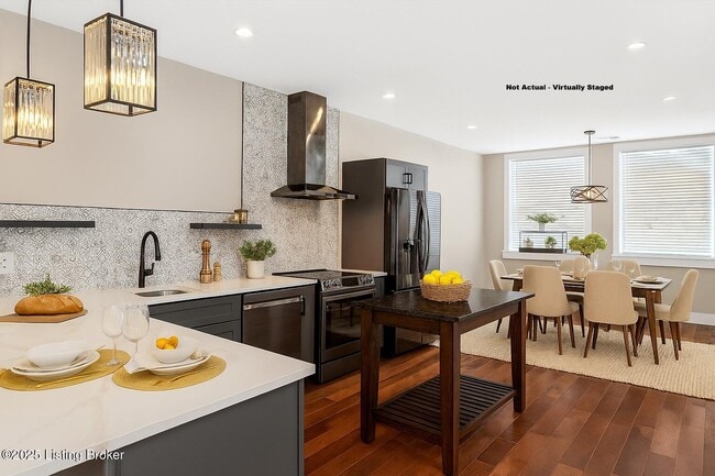 Building Photo - 1529 W Market St