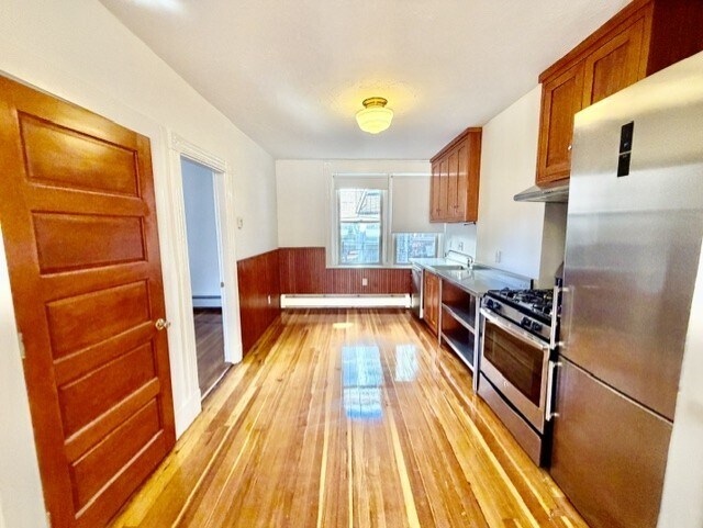 Building Photo - 9 Thacher Ct