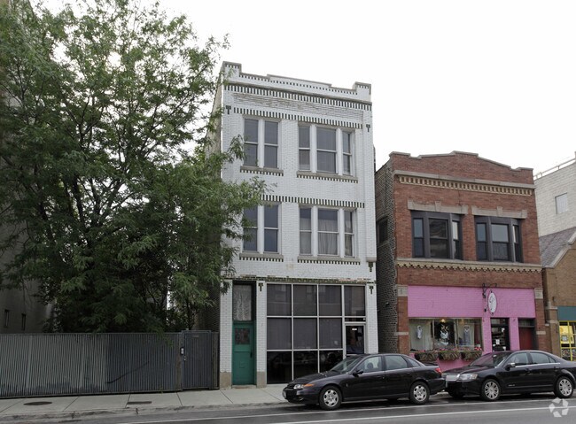 Primary Photo - 2135 N Damen Ave