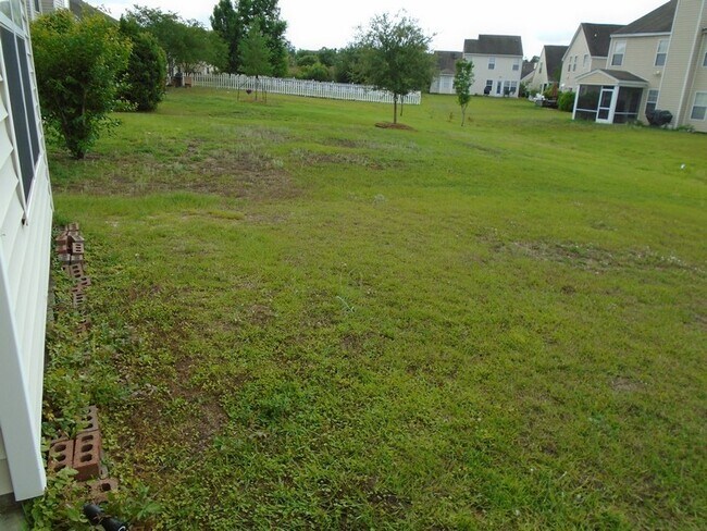 Building Photo - Three bedroom, 2 bath home in Mill Creek at Cypress ridge