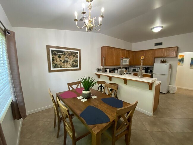 Building Photo - Gated Community of Grand Island in Seven Oaks 2 BD 2 BA Gorgeous House