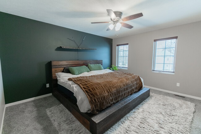 Building Photo - 2811 Q St