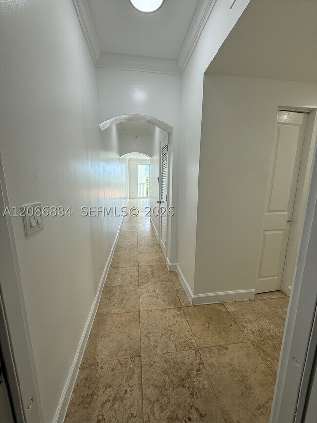 Building Photo - 9172 Collins Ave