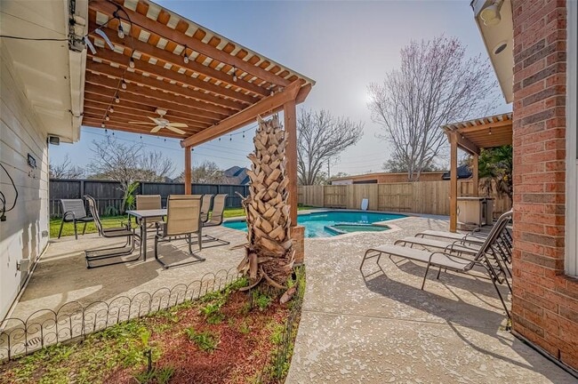Building Photo - 12431 Rosa Ridge Ln
