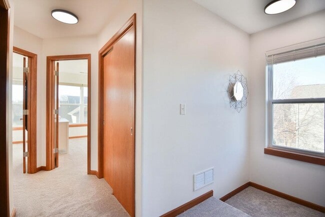 Building Photo - 1300 Nicholas Ln