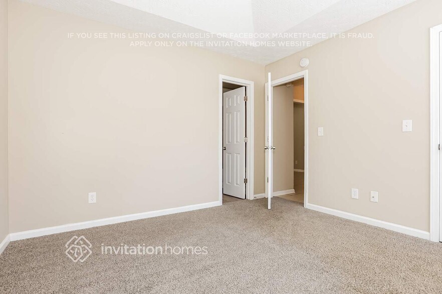 Building Photo - 260 Dreamland Cir