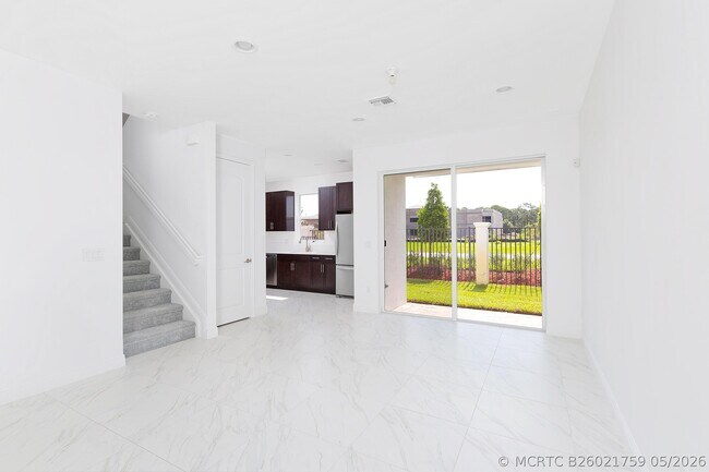 Building Photo - 6979 Pines Cir