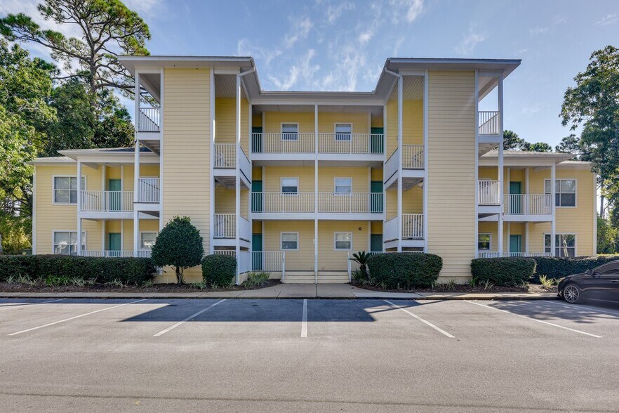 Building Photo - 200 Sandestin Ln