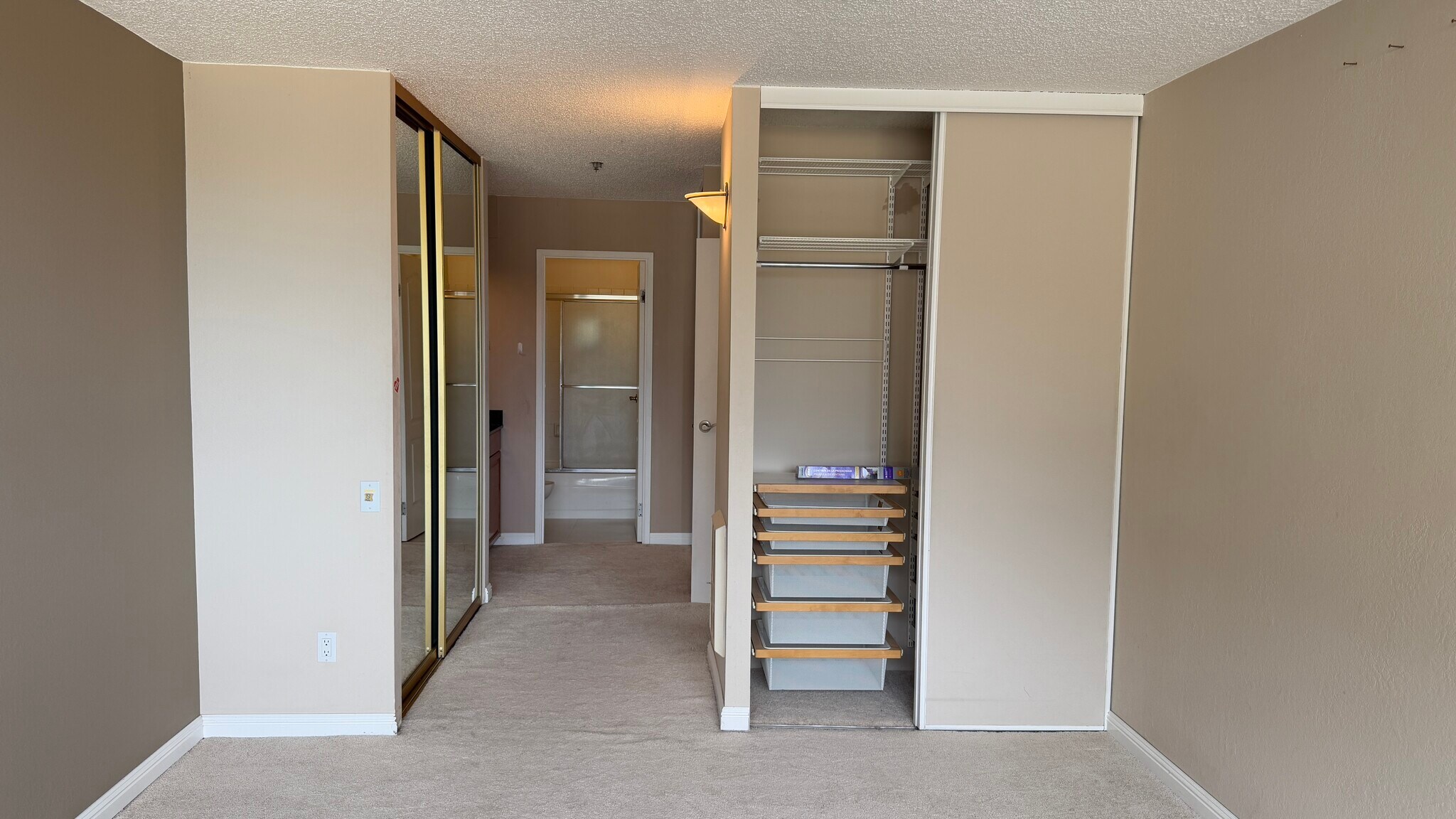 Building Photo - 555 Pierce St