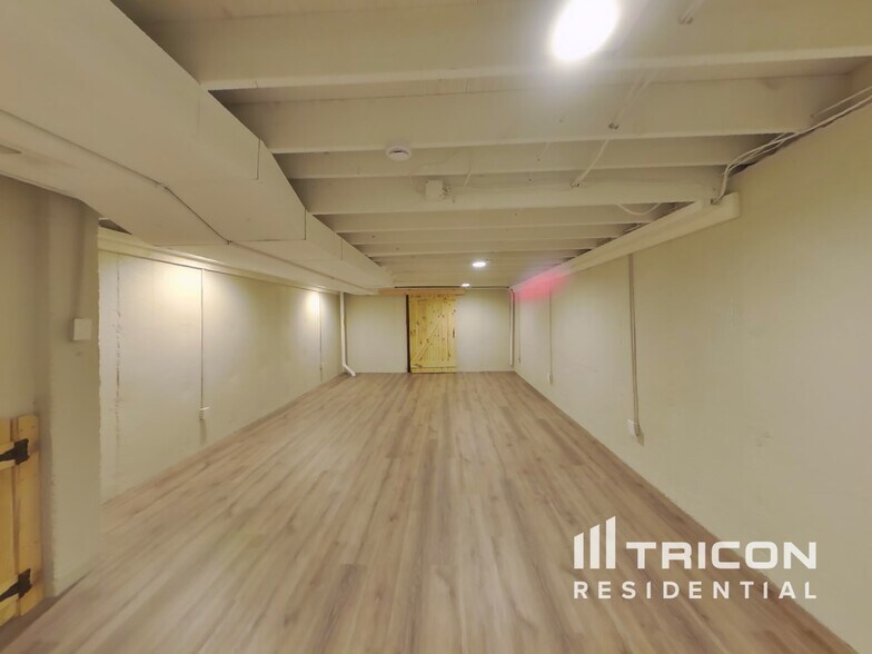 Building Photo - 519 Falaise Dr