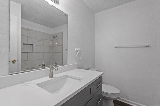 Building Photo - 11002 Hammerly Blvd