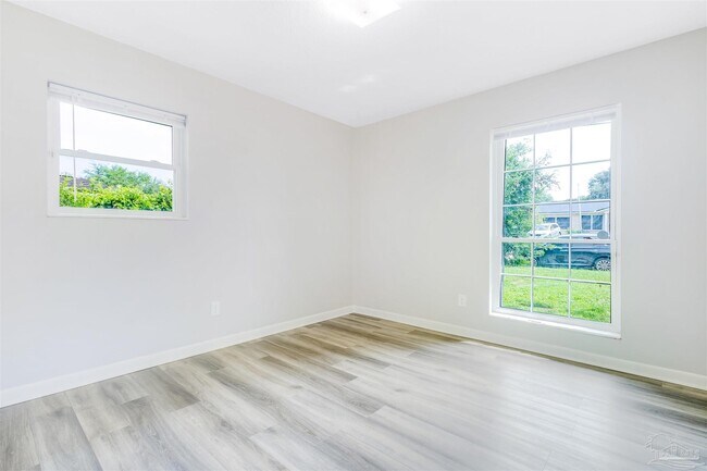 Building Photo - 2071 Colony Rd