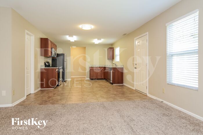 Building Photo - 5418 Fairway Forest Dr
